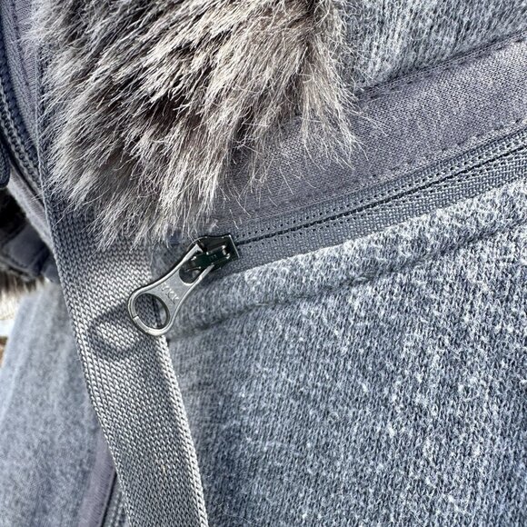 Eddie Bauer Outdoor Hoodie Size Med Grey Removable Faux Fur Hood Jacket Y2K Ski - Picture 10 of 12